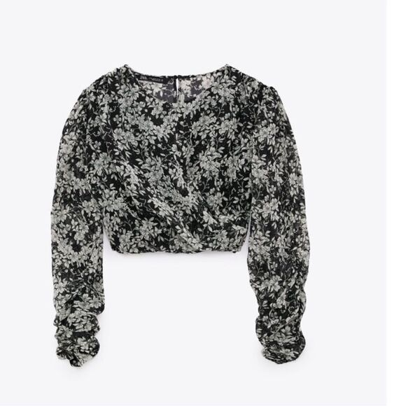 Zara black printed crop top with ruched sleeves - Picture 1 of 5